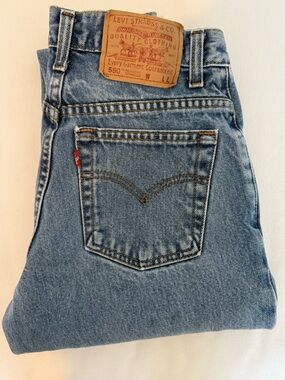 Vintage Women’s Levi’s 550 Jeans Red Tab Relaxed